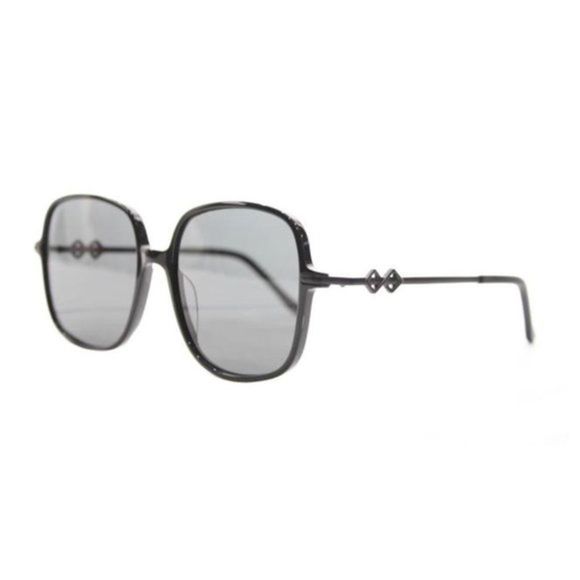 KAREN WAZEN BLACK SQUARE PLASTIC FRAME SUNGLASSES  display picture 1